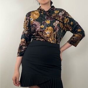 Vintage Floral Velvet Top with Mandarin Collar